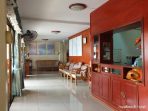  Royal Beach Guest House  Хуа Хин
